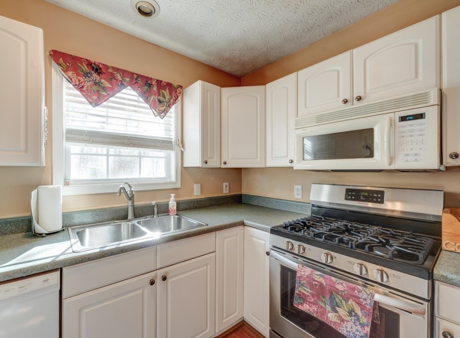 472 Eagle Mountain Drive W Property Photo 9