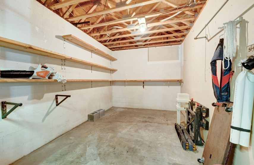472 Eagle Mountain Drive W Property Photo 16