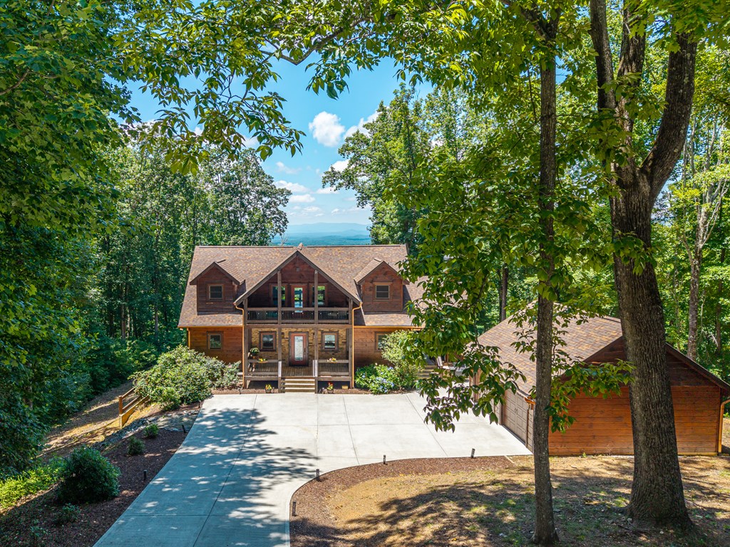 1252 Mountainside Parkway Property Photo 2