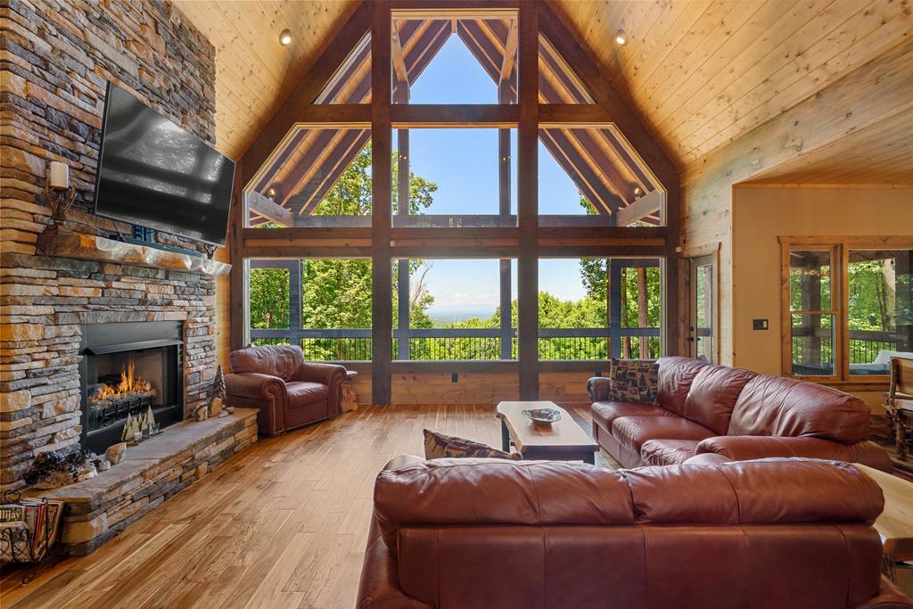 1252 Mountainside Parkway Property Photo 8