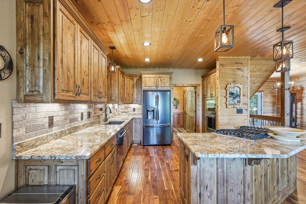 1252 Mountainside Parkway Property Photo 14