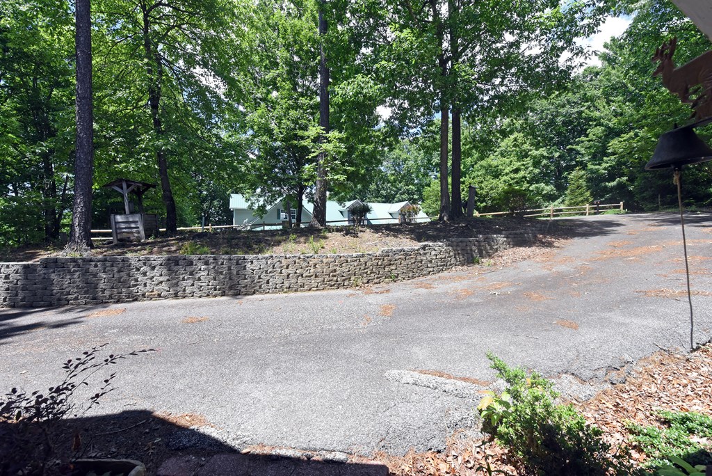 209 Moon Shadow Trail Property Photo 35