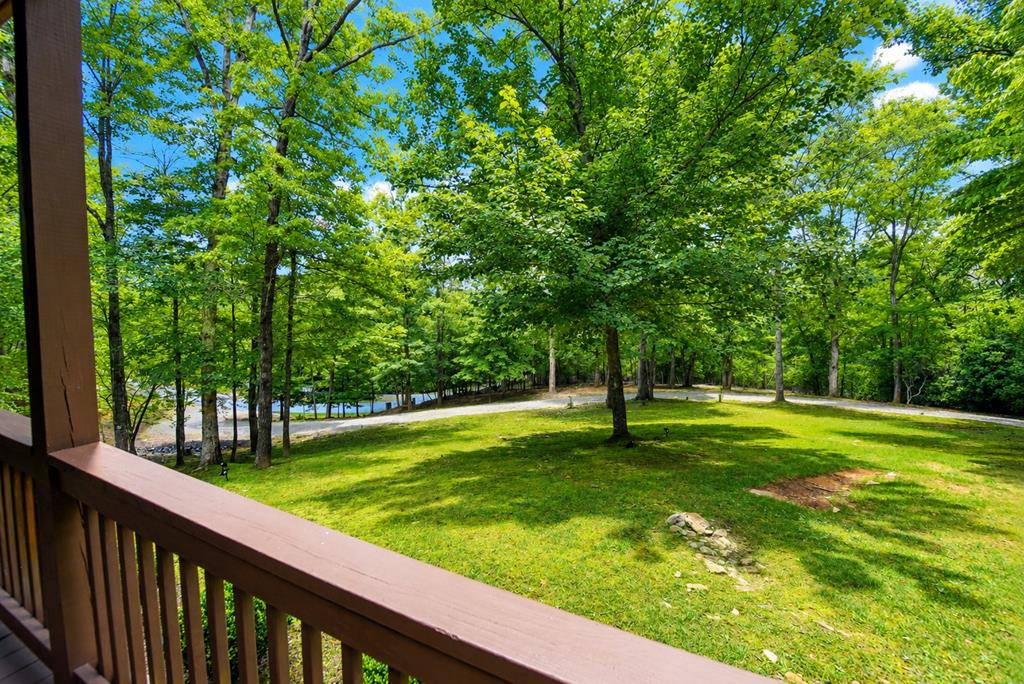 901 Stuart Mountain Road Property Photo 4