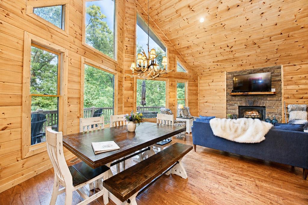 901 Stuart Mountain Road Property Photo 10