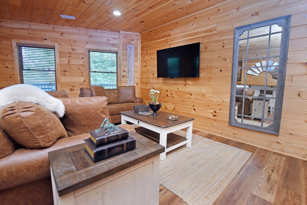 901 Stuart Mountain Road Property Photo 27