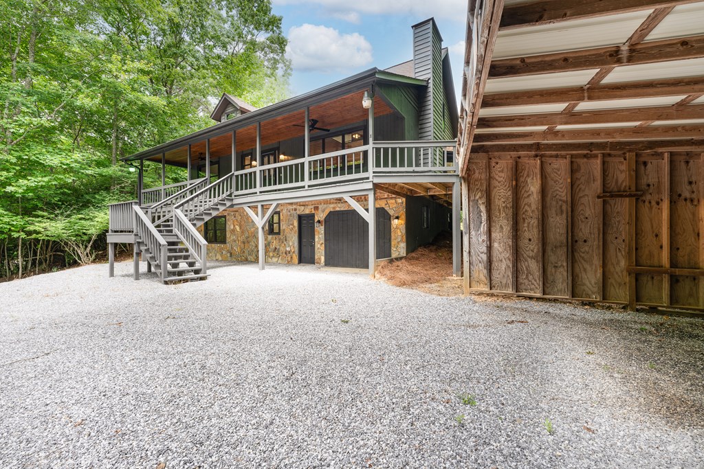 147 Deer Haven Drive Property Photo 4