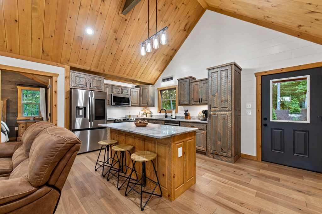 241 Wolf Creek Mountain Road Property Photo 17