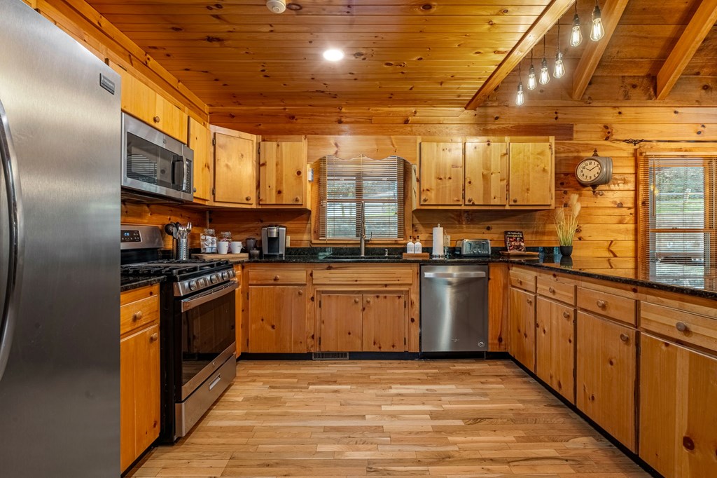 1820 Shady Falls Road Property Photo 44