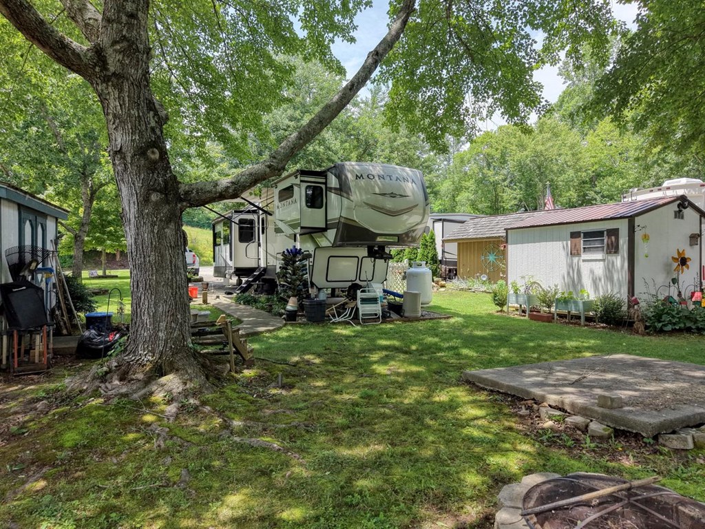 61 Apache Bend Road Property Photo 12