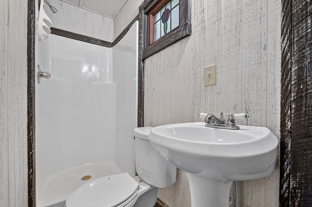 159 Victoria Drive Property Photo 73