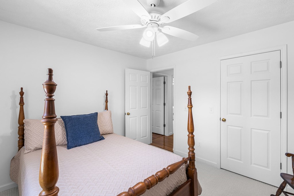 810 Hog Creek Road Property Photo 17