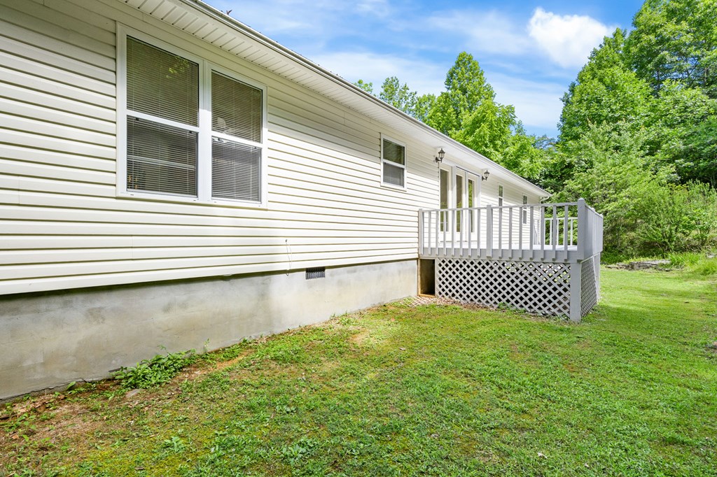 810 Hog Creek Road Property Photo 37