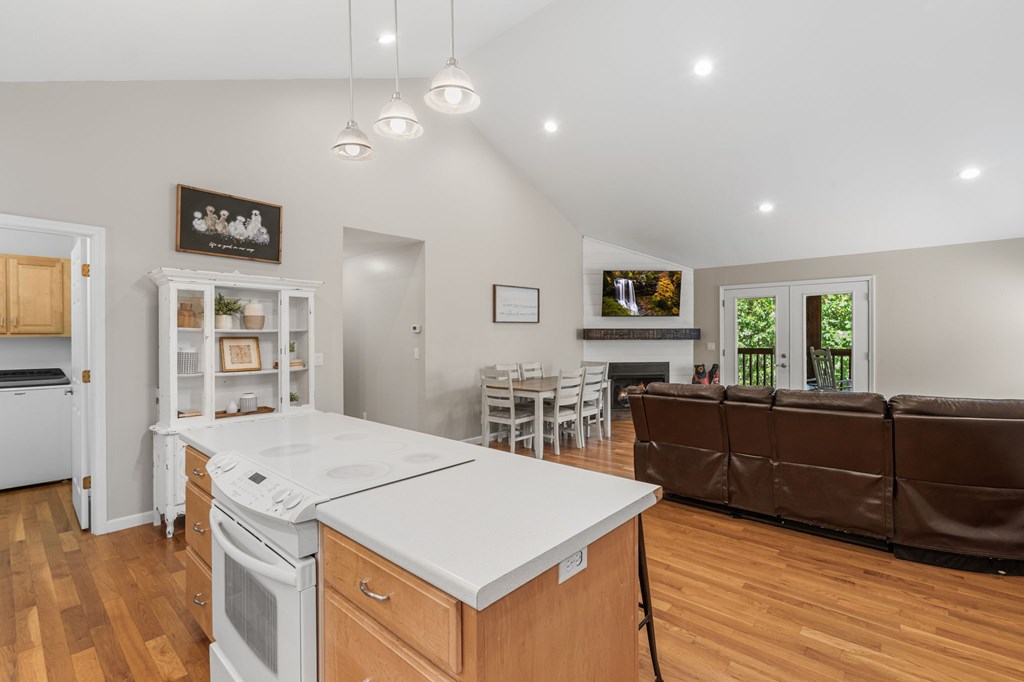 578 Dockery Creek Road Property Photo 8