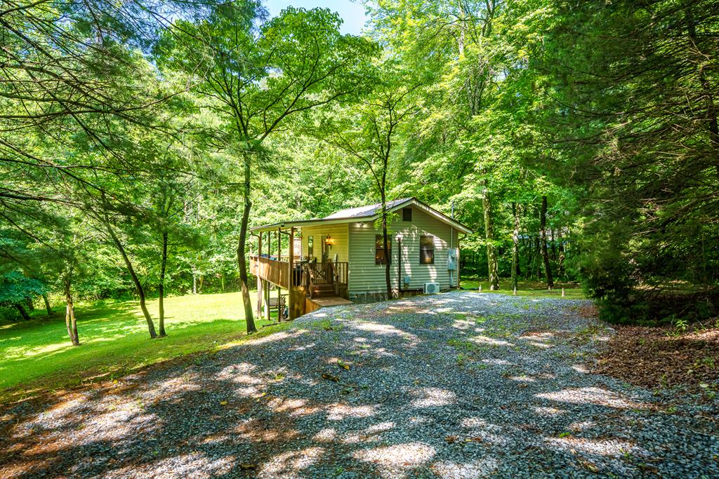 1643 Lucius Road Property Photo 1