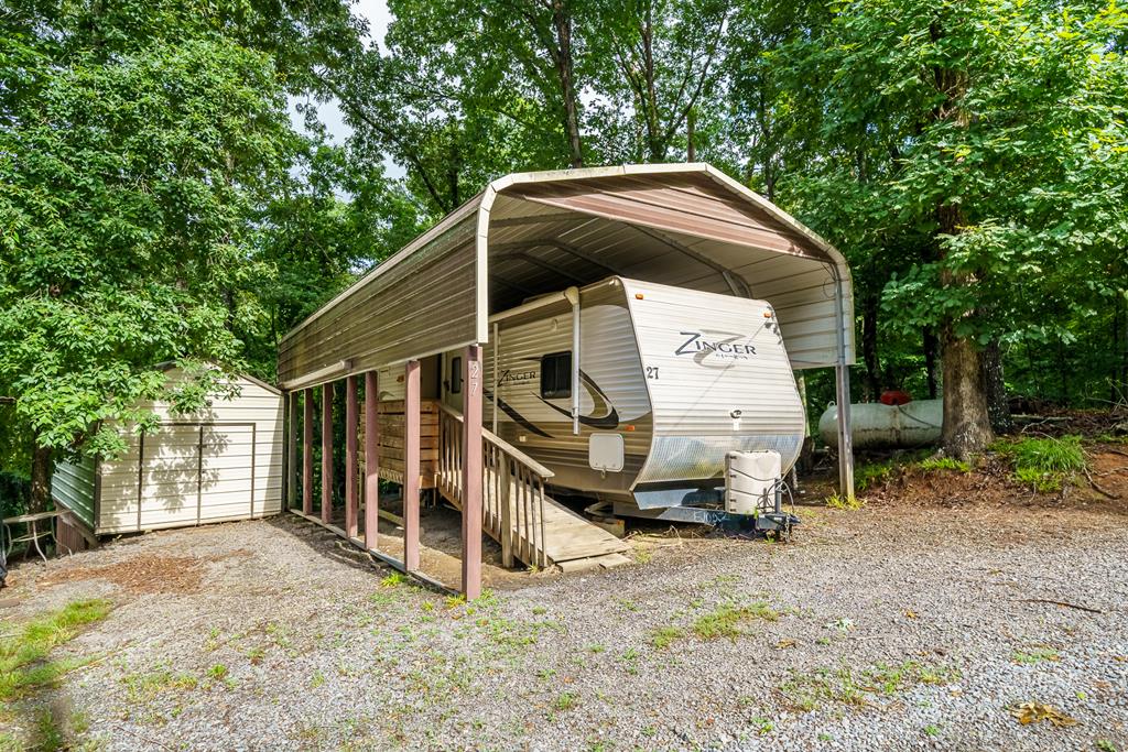 27 7th Street Property Photo 1