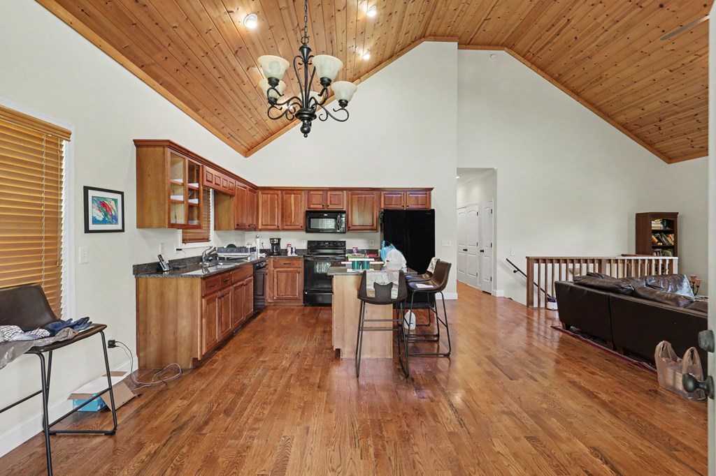 2057 Gallatin Road Property Photo 15