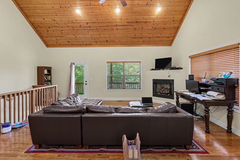 2057 Gallatin Road Property Photo 16
