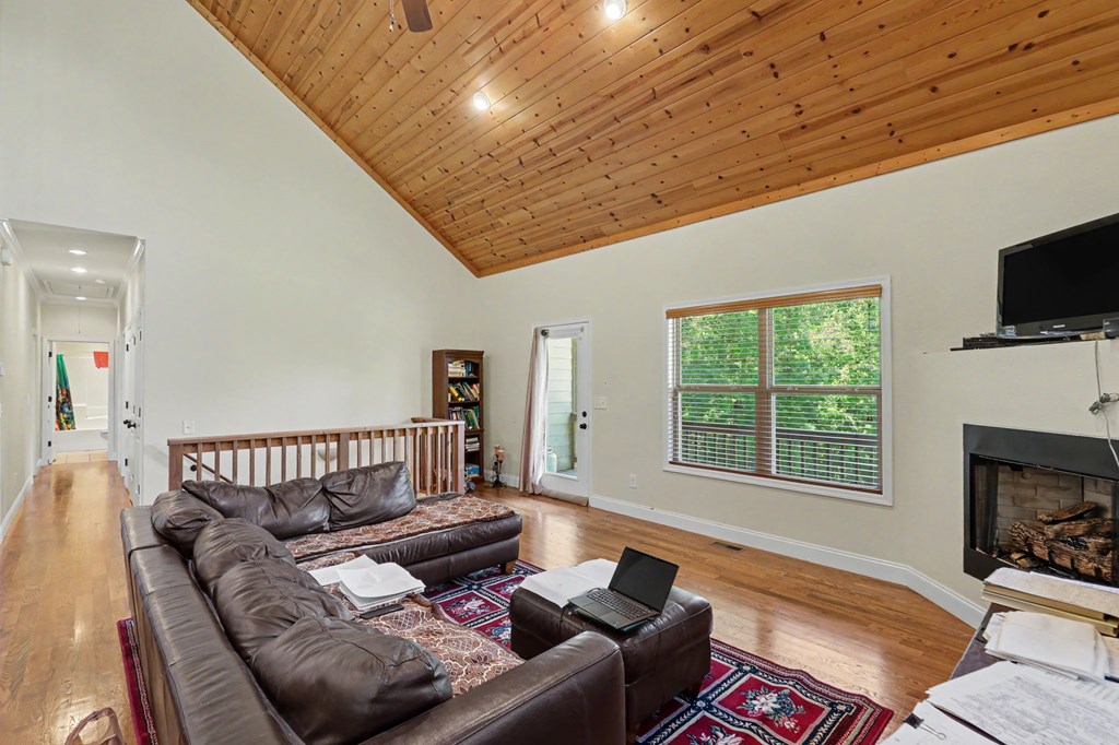 2057 Gallatin Road Property Photo 17