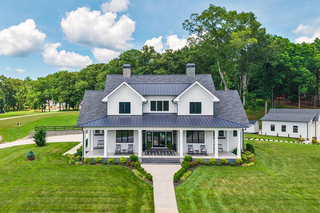 24 Farmland Ct Property Photo 1