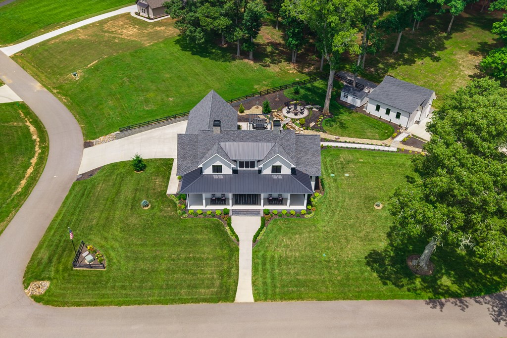 24 Farmland Ct Property Photo 7