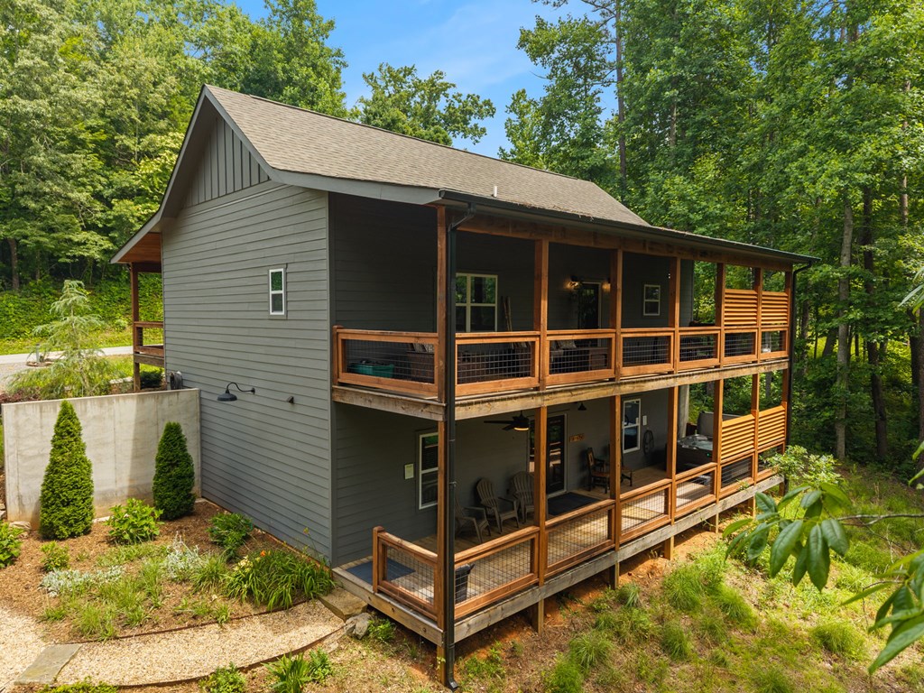 531 Sowers Road Property Photo 5
