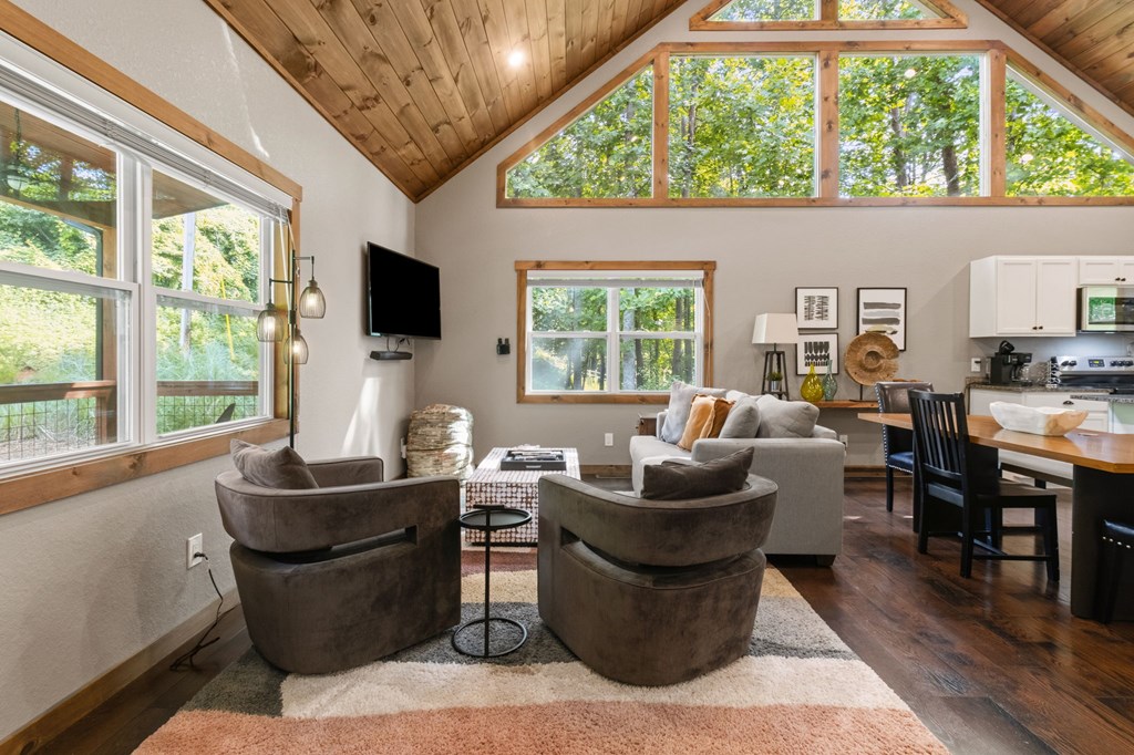 531 Sowers Road Property Photo 11