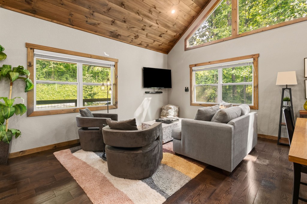 531 Sowers Road Property Photo 12