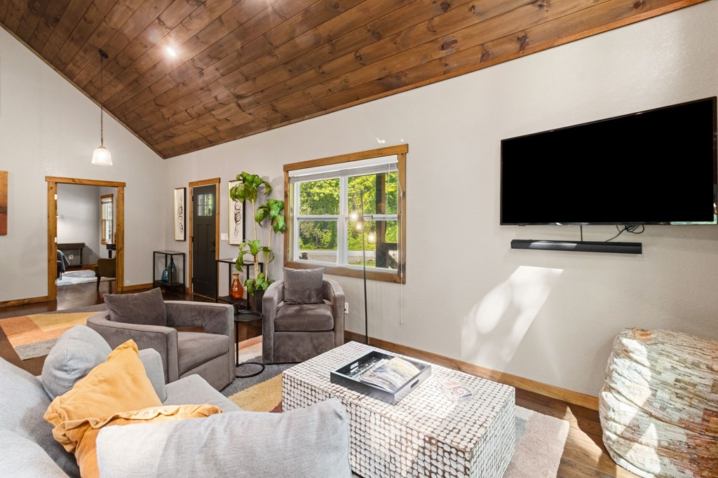 531 Sowers Road Property Photo 14