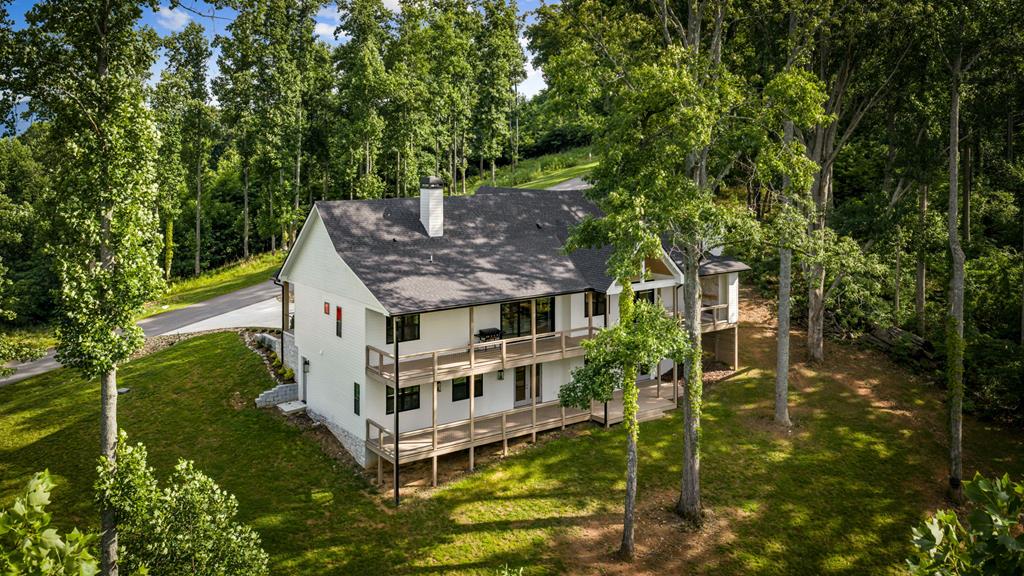 228 Winding Ridge Property Photo 5