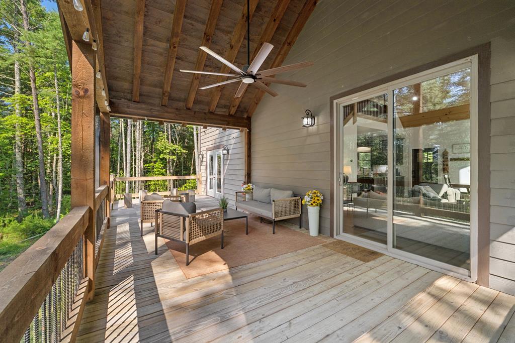 345 Deer Trail Property Photo 14