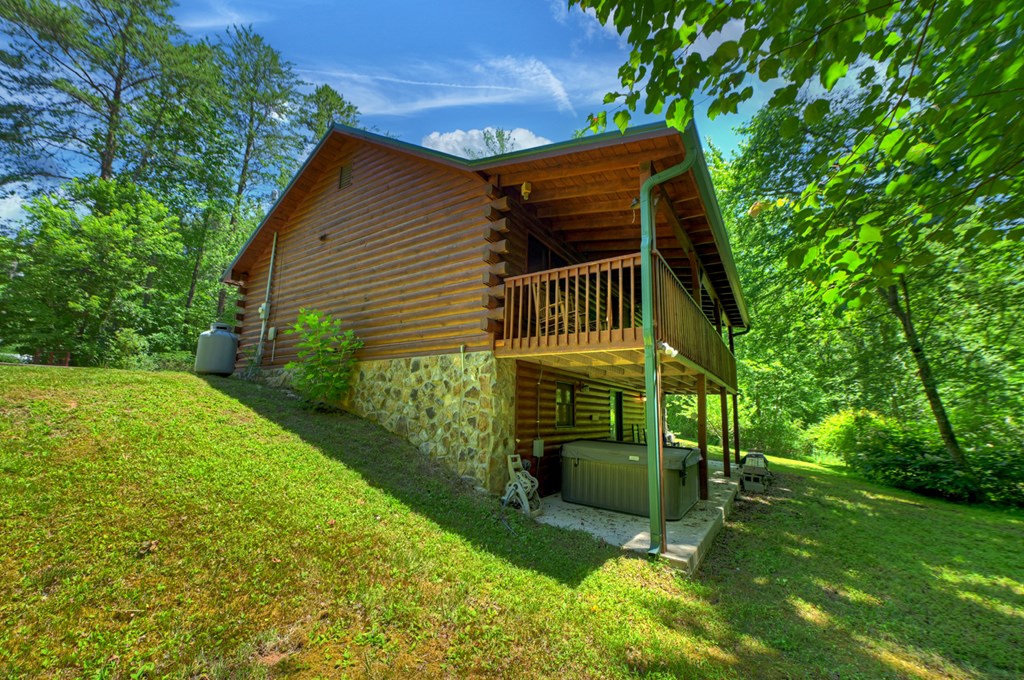 6385 Hwy 2 Property Photo 7
