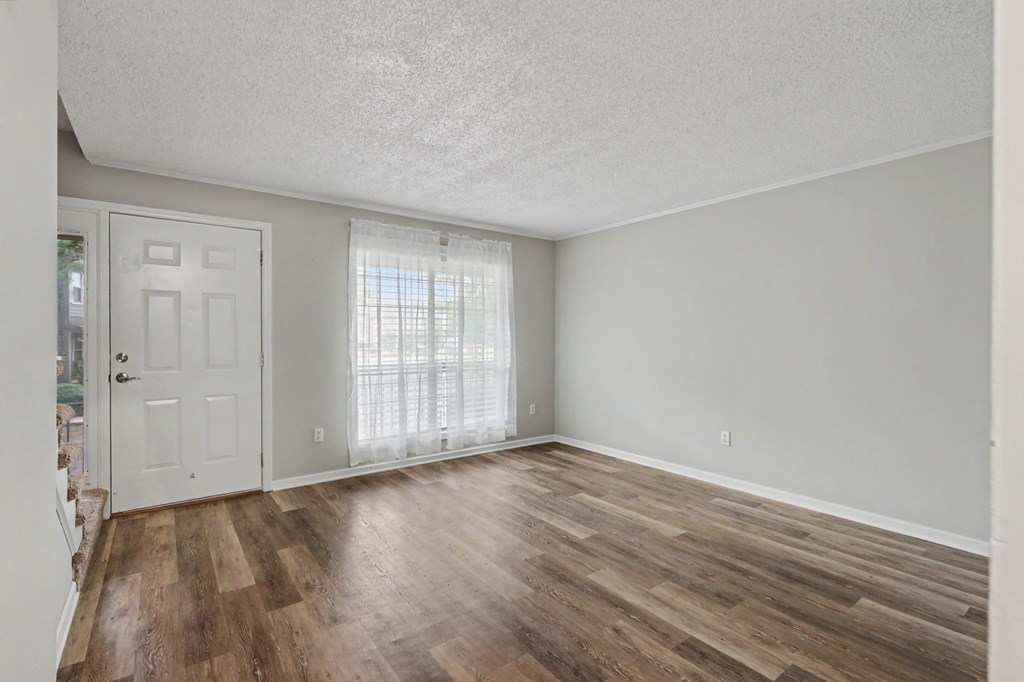 114 Smokerise Drive Property Photo 6