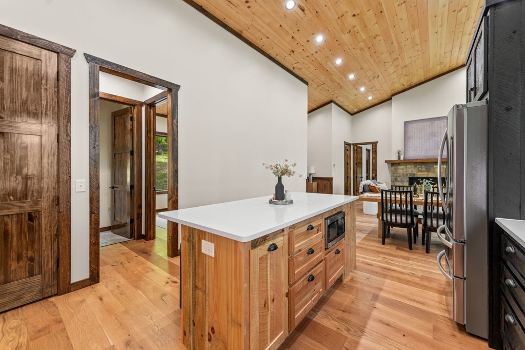 42 Rolling Rapids Property Photo 29