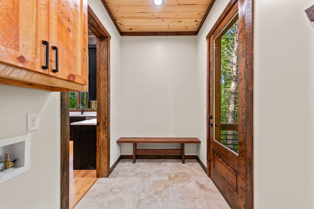 42 Rolling Rapids Property Photo 34