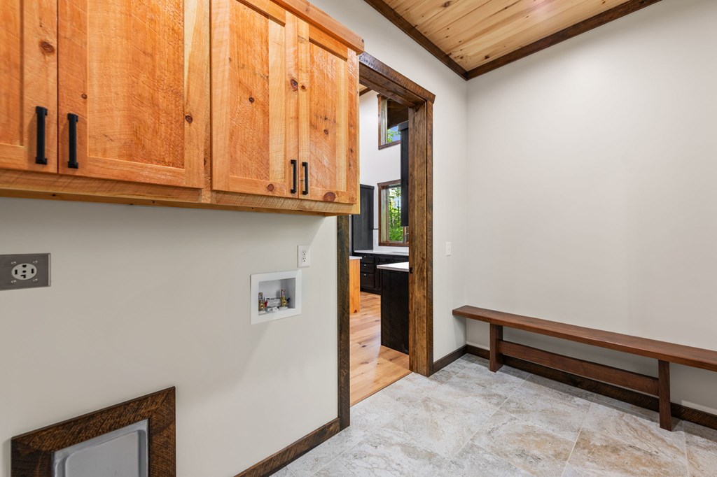 42 Rolling Rapids Property Photo 35