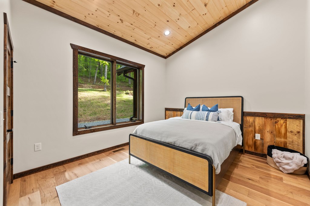 42 Rolling Rapids Property Photo 53