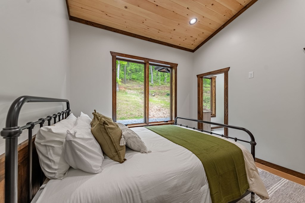42 Rolling Rapids Property Photo 55