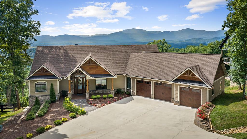 437 Winding Ridge Property Photo 1