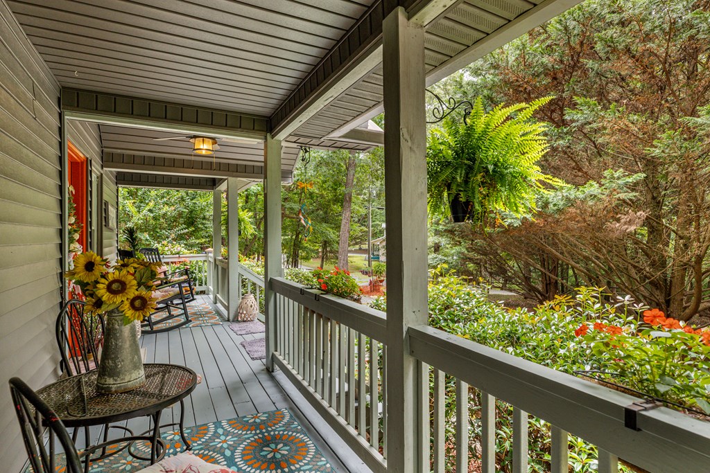 1273 Villa Drive Property Photo 4