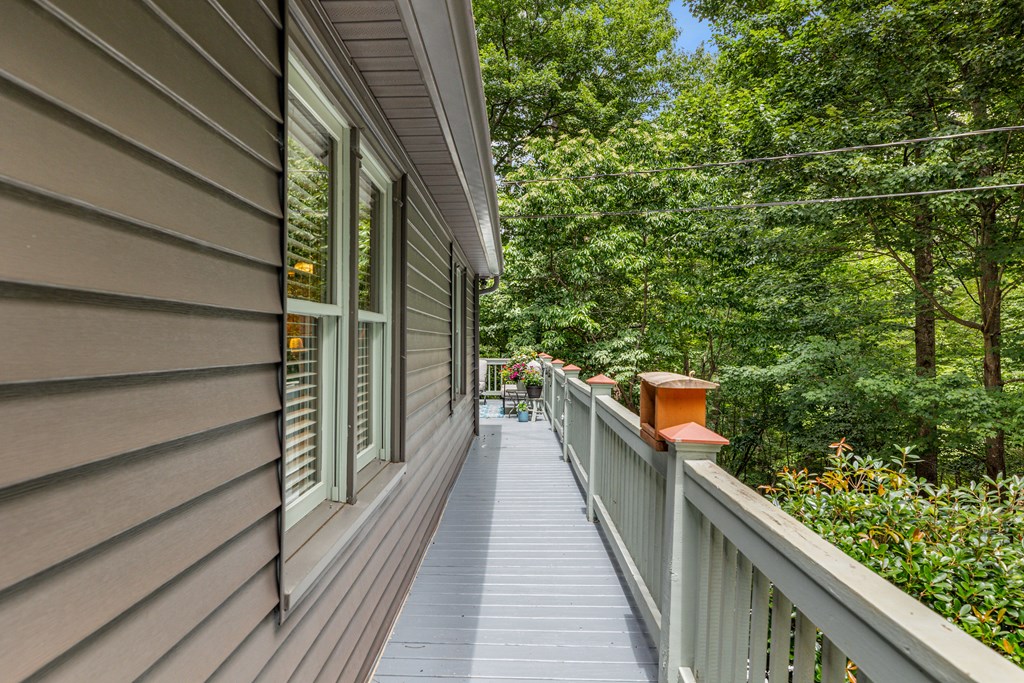 1273 Villa Drive Property Photo 6