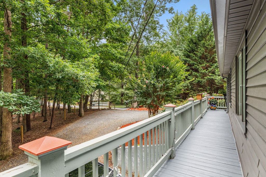 1273 Villa Drive Property Photo 8