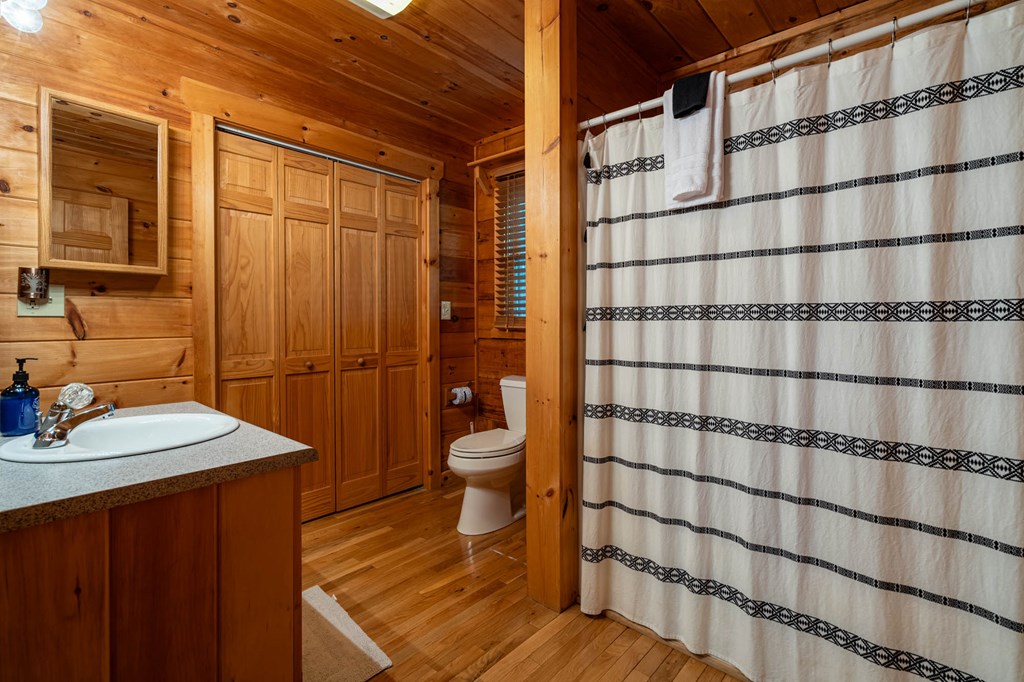 305 Martin Crossing Property Photo 16