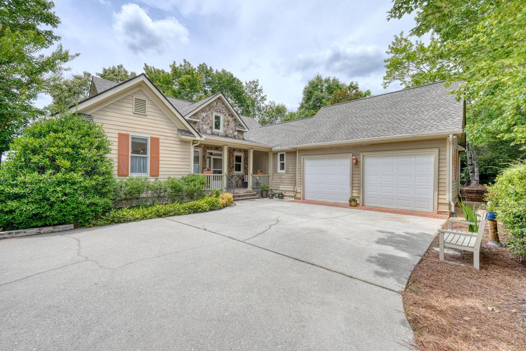 48 Pine Top Drive Property Photo 1