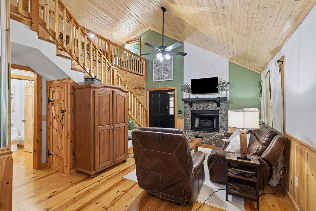28 Wood Lane Property Photo 6