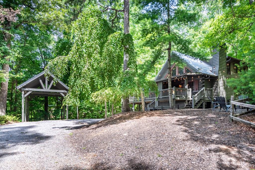 30 Maxwell Lane Property Photo 1