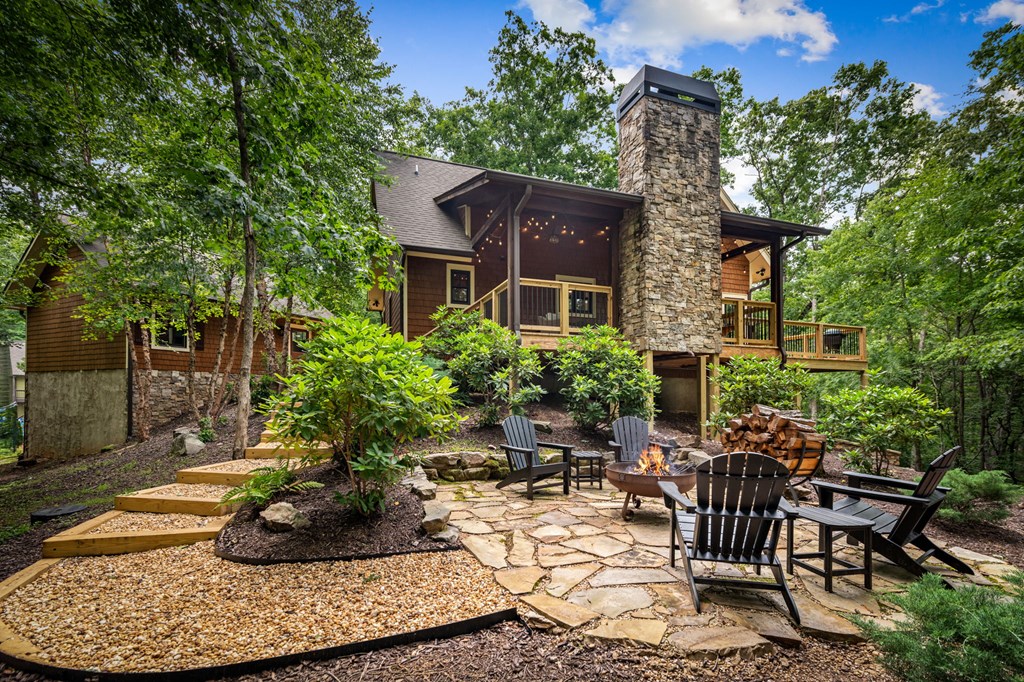 2634 Mountain Tops Road Property Photo 3