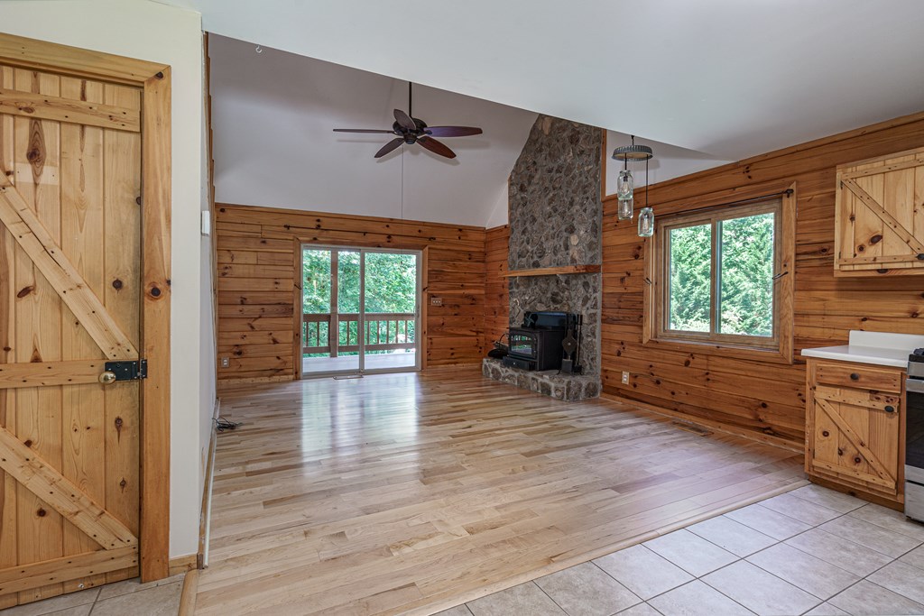 44 Red Wolf Trail Property Photo 4
