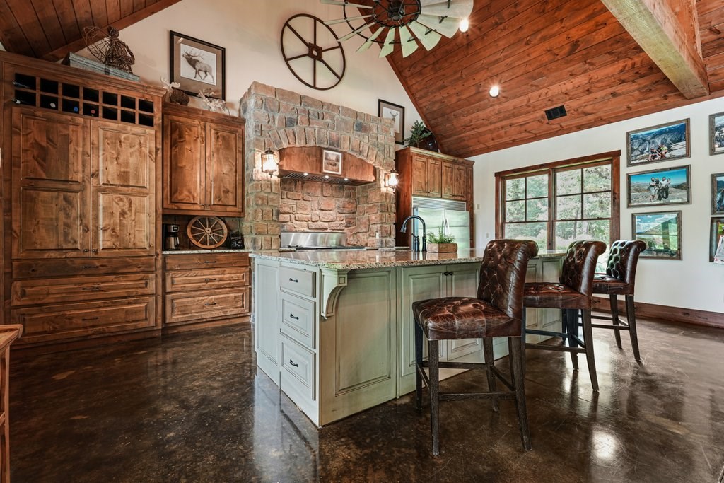 341 Blackberry Trail Property Photo 6