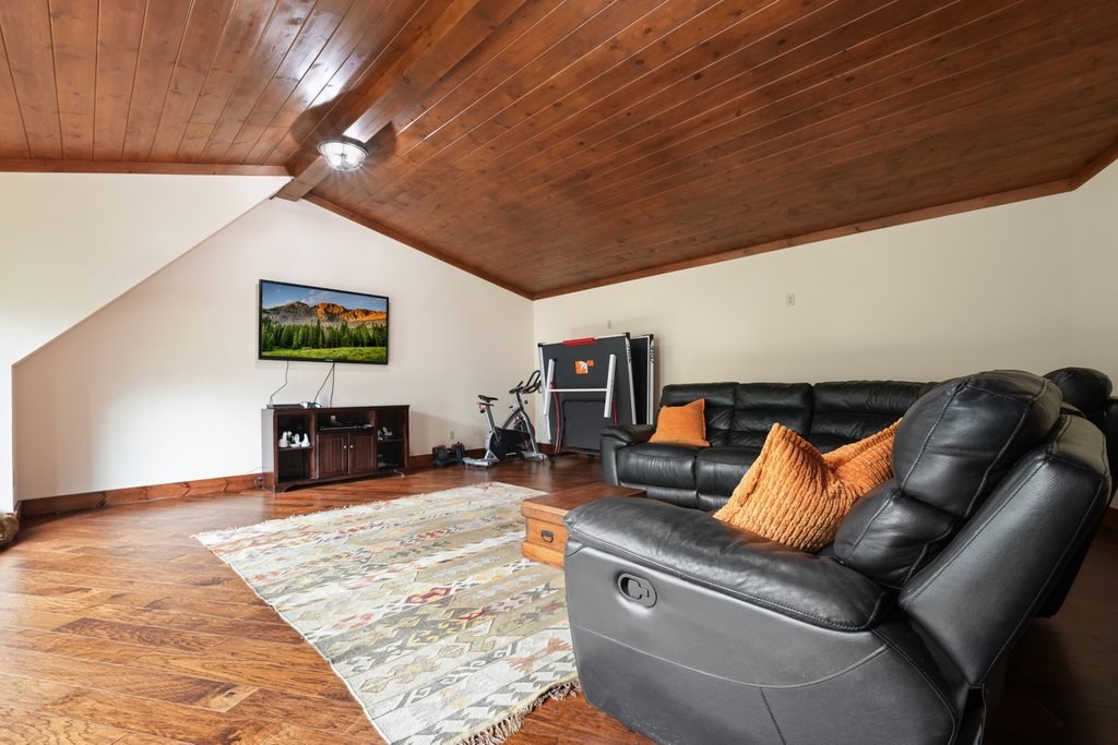 341 Blackberry Trail Property Photo 29