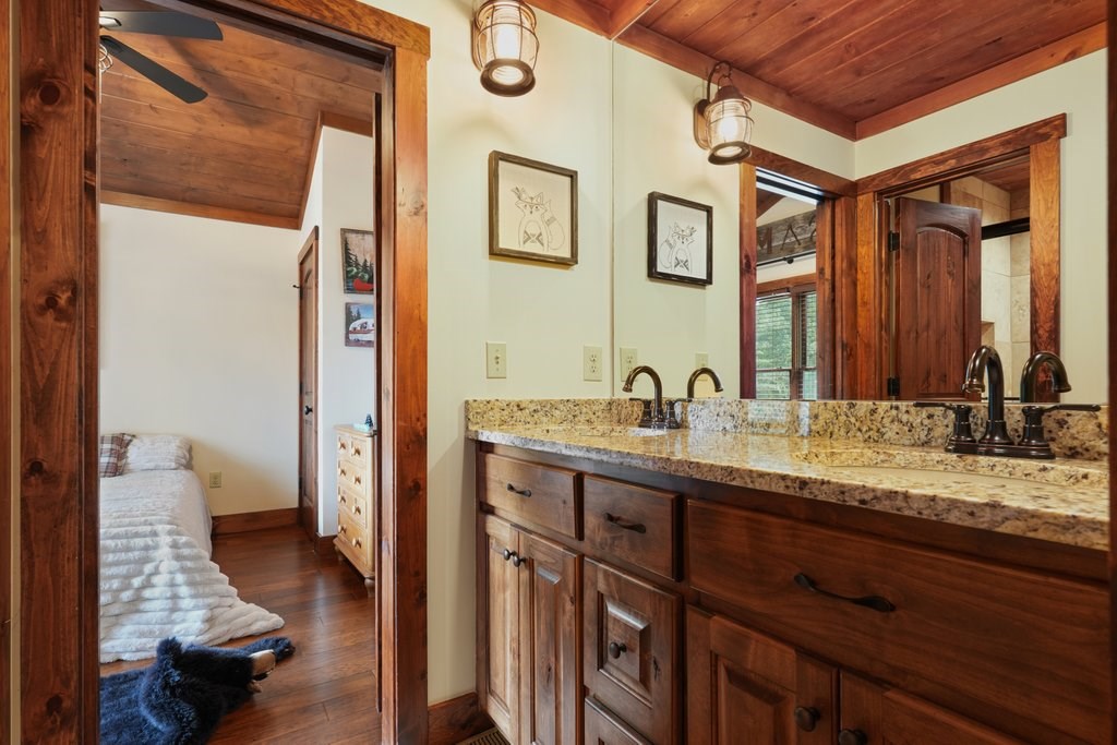 341 Blackberry Trail Property Photo 39
